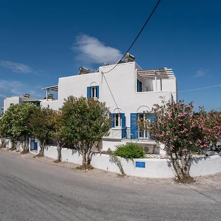 Livadia Seaside 13 3* Páros