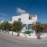 Livadia Seaside 13 3* Πάρος