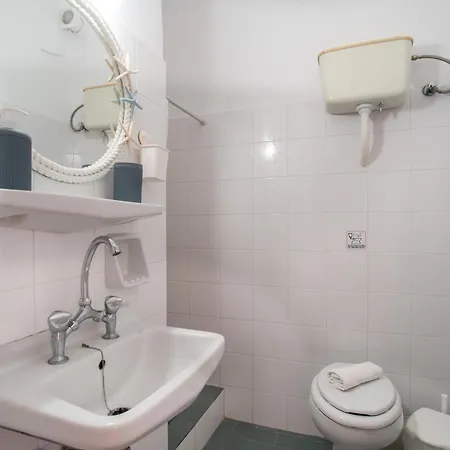 Livadia Seaside 13 Гостевой дом Парос
