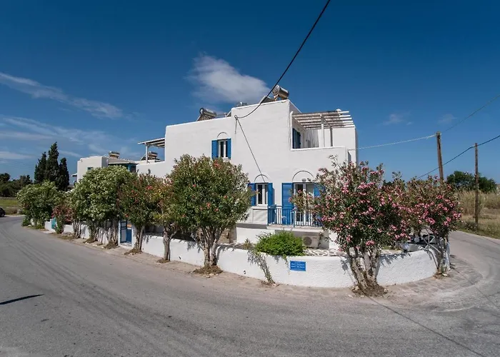 Livadia Seaside 13 3* Páros